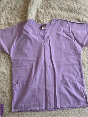 Cherokee Scrub Top